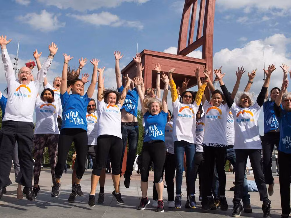 Le Vietnam participe à une course/marche organisée par l’OMS à Genève ảnh 1 Le Vietnam participe à une course/marche organisée par l’OMS à Genève ảnh 1