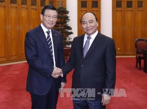 Le PM Nguyen Xuan Phuc reçoit le président du groupe sud-coréen Kumho Asiana ảnh 1
