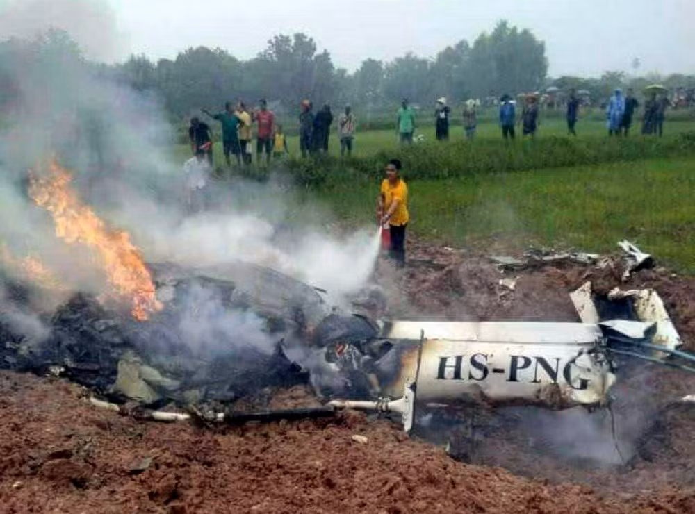 Un crash d'hélicoptère fait au moins trois en Thaïlande ảnh 1