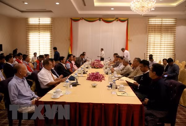 Myanmar : Nouvelles avancées lors de la Conférence de paix de Panglong ảnh 1