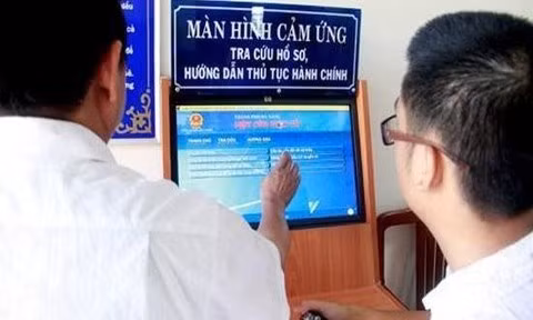 Hô Chi Minh-Ville fournira tous les services publics en ligne au niveau 4 d'ici 2030 ảnh 1