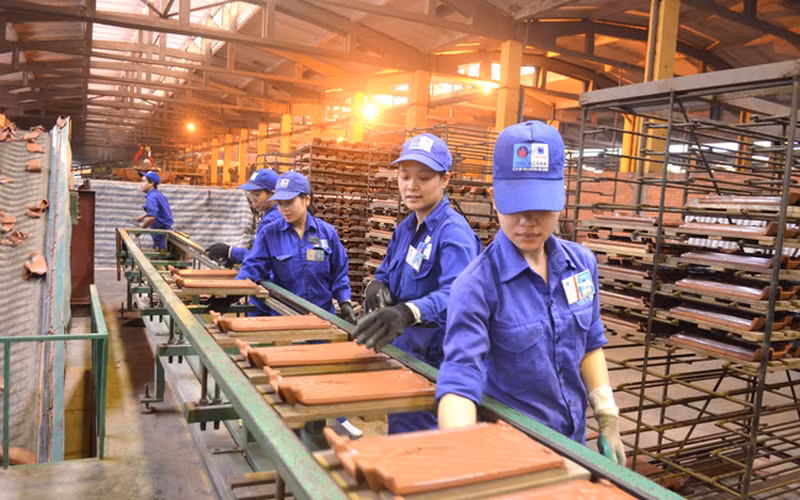 Le président cubain s'engage à favoriser les investisseurs vietnamiens ảnh 1