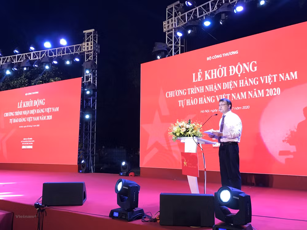 Le programme « Fiers des produits vietnamiens » promeut la consommation intérieure ảnh 2
