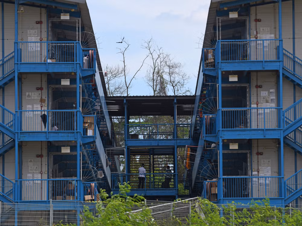 COVID-19 : Singapour construira des logements pour 60.000 travailleurs migrants ảnh 1