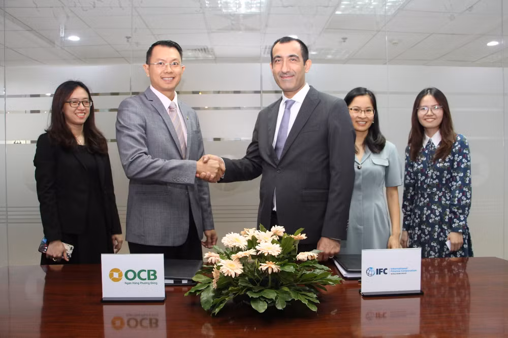 IFC aide OCB à soutenir les entreprises impactées par le COVID-19 ảnh 1