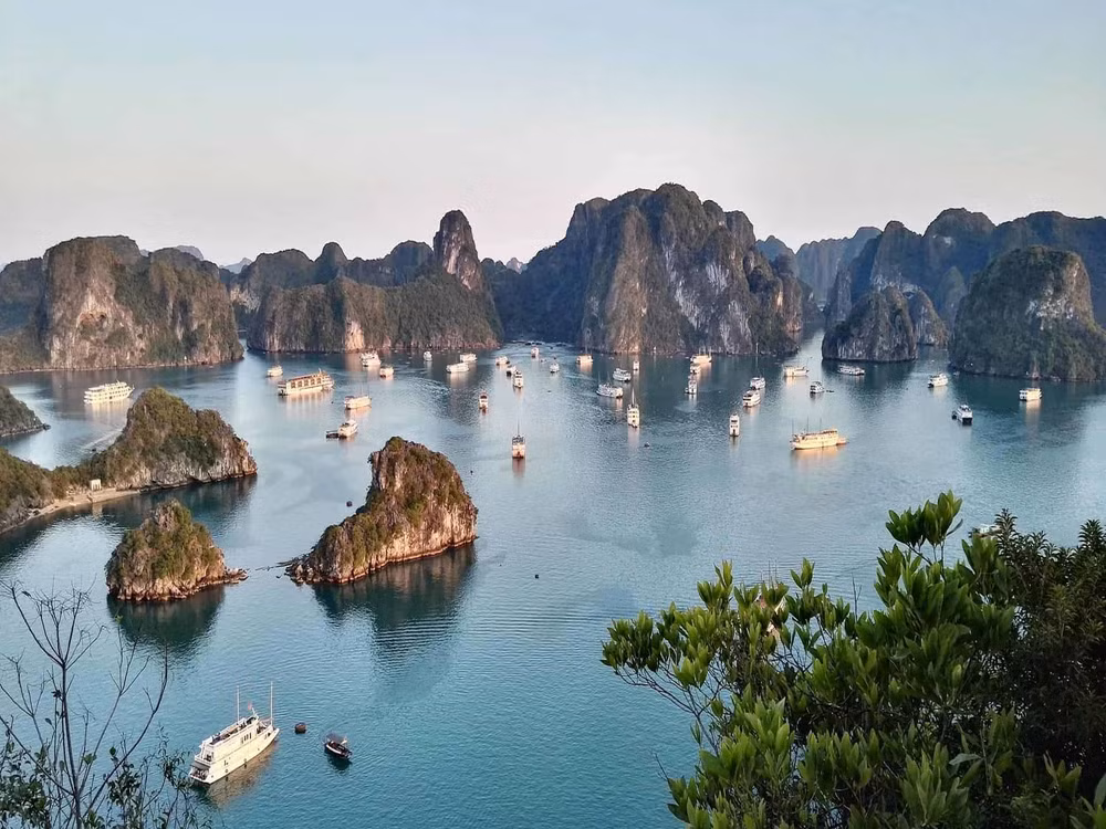 Promouvoir le tourisme dans les provinces de Quang Ninh et Ha Giang ảnh 1 Promouvoir le tourisme dans les provinces de Quang Ninh et Ha Giang ảnh 1