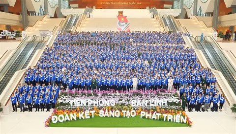 Un millier de jeunes délégués dialoguent avec les responsables des ministères ảnh 2