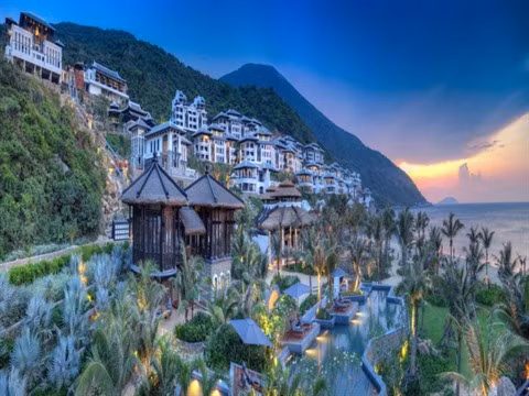 Tourisme : le Vietnam honoré par les prix "World Travel Awards" ảnh 2