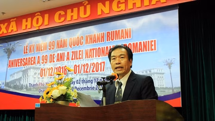 Renforcer l’amitié traditionnelle entre le Vietnam et la Roumanie ảnh 1