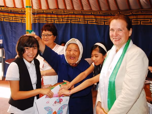 La Russie souhaite la participation du Vietnam aux projets pour la paix ảnh 1