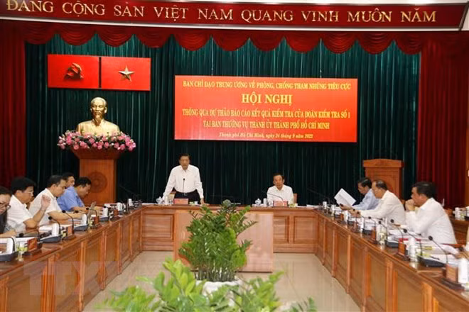 Hô Chi Minh-Ville exhortée à intensifier la lutte contre la corruption ảnh 1