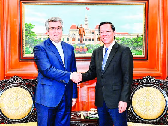 L'Iran accorde de l'importance à sa coopération avec Hô Chi Minh-Ville ảnh 1