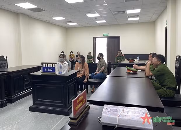 18 ans de prison ferme pour quatre trafiquants d'écailles de pangolins ảnh 1