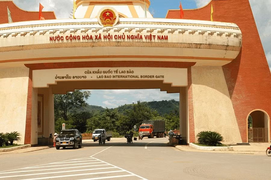 Vietnam-Laos : le commerce bilatéral en hausse de plus de 24% ảnh 1