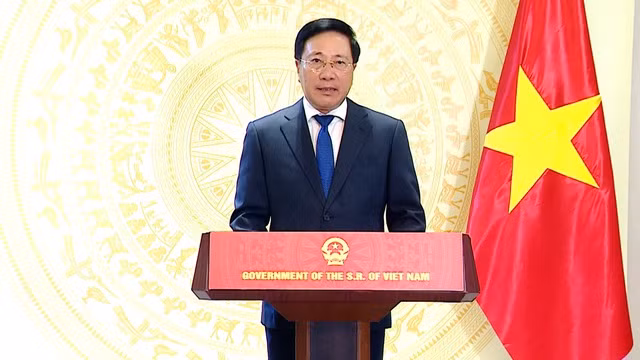 Le Vietnam à la 19e Foire Chine- ASEAN et au Sommet sur le commerce et l’investissement Chine-ASEAN ảnh 1