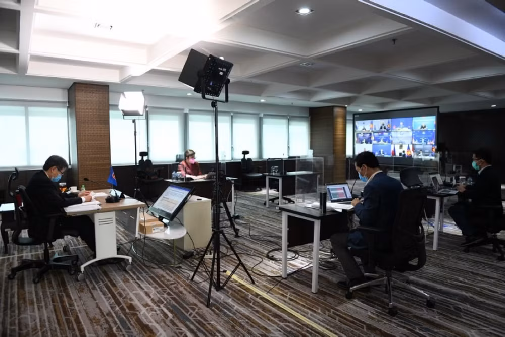 La 28e conférence restreinte des ministres de l'Economie de l'ASEAN ảnh 1