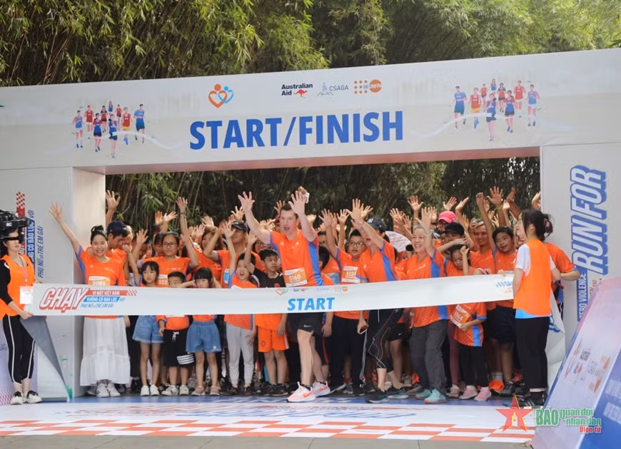 Course pour un Vietnam sans violences à l'égard des femmes et des filles ảnh 1