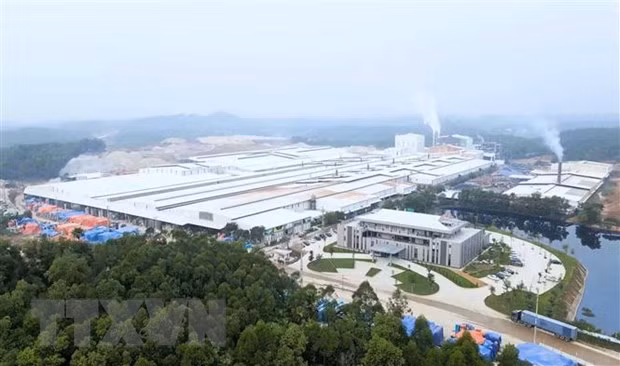 Long An reçoit le feu vert pour le développement d'infrastructures du parc industriel Prodezi ảnh 1