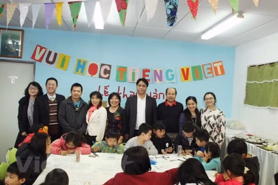 Une classe d’enseignement de la langue vietnamienne en Algérie ảnh 1