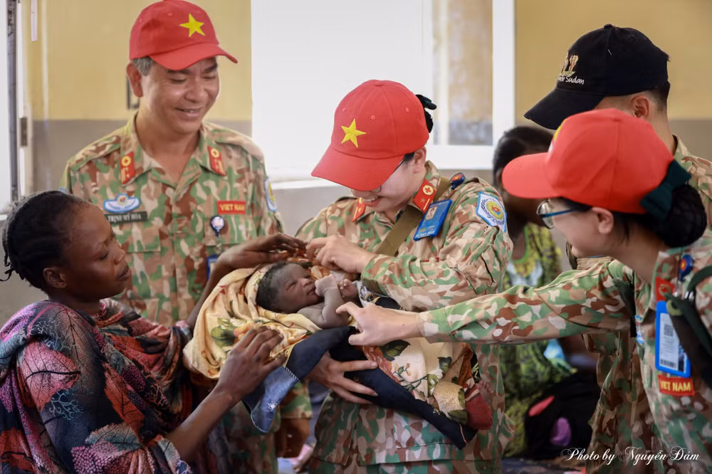 Les femmes soldats vietnamiennes en Afrique ảnh 1