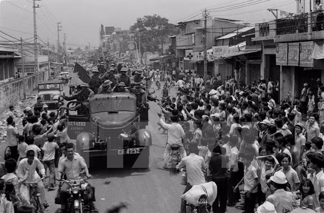 L’Allemagne remet 200 documentaires et films au Vietnam ảnh 1