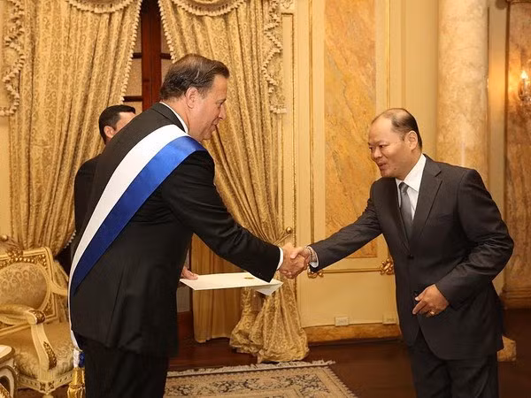 Le Panama attache de l’importance au développement de ses relations avec le Vietnam ảnh 1