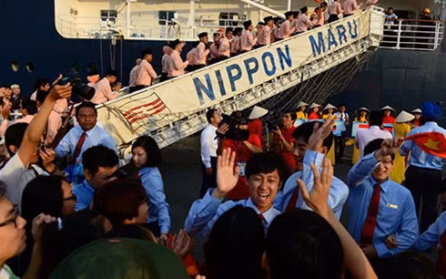 Amitié: Le navire SSEAYP quitte le Vietnam ảnh 1