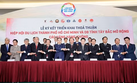 Vietjet renforce sa coopération avec les localités pour développer le tourisme ảnh 2