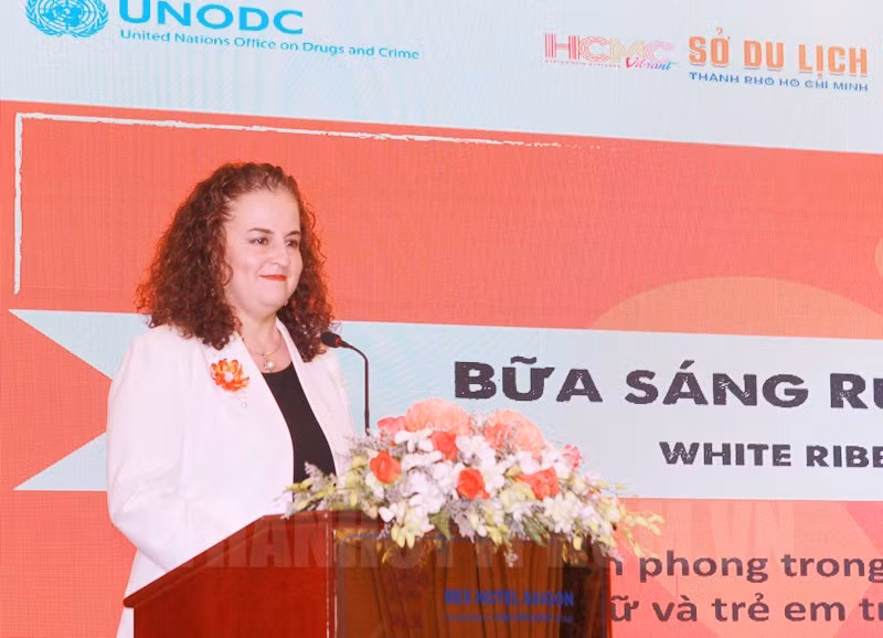 Les hommes, protagonistes de la lutte contre la violence faite aux femmes ảnh 1