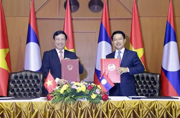 Laos-Vietnam : la 7e consultation politique au niveau ministériel des Affaires étrangères ảnh 1