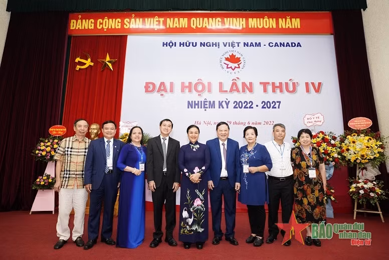L’Association d’amitié Vietnam-Canada s’engage à oeuvrer aux liens ảnh 1