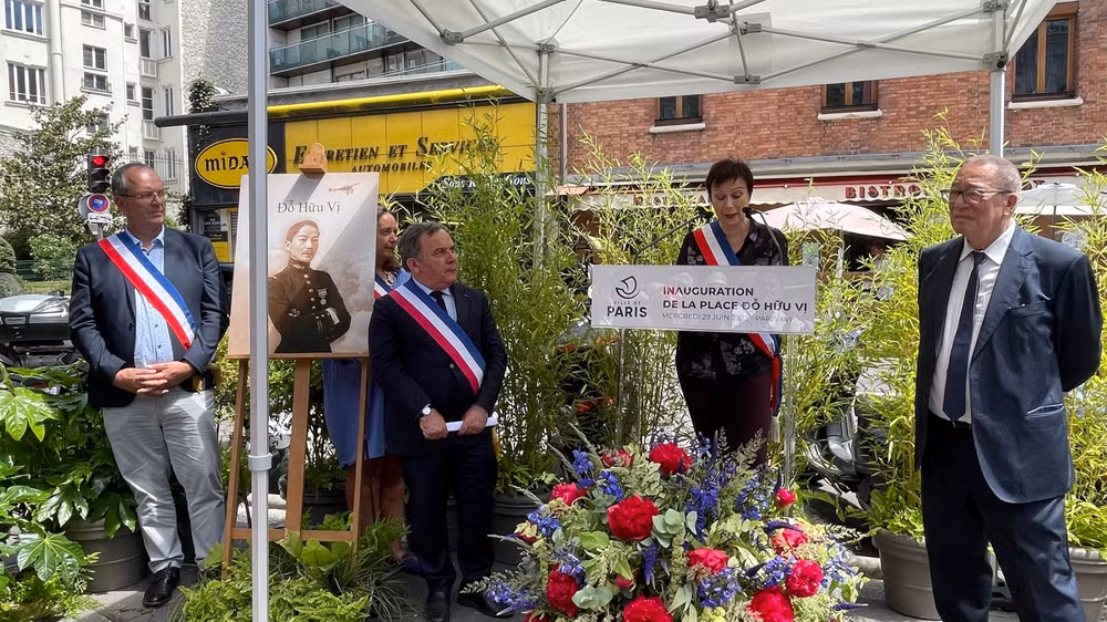 Une place à Paris porte désormais le nom d'un Vietnamien ảnh 1