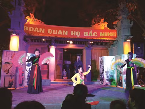 Le nouvel espace culturel a pris ses quartiers à Hanoï ảnh 2