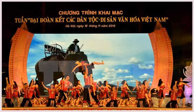 Semaine de la solidarité des ethnies et des patrimoines culturels du Vietnam ảnh 1