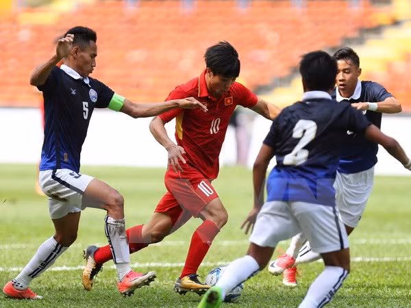 SEA Games 29 : une journée faste pour le football vietnamien ảnh 1