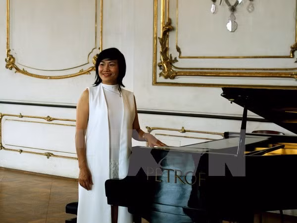 Des oeuvres d'opéra en vietnamien interprétées lors du Festival Forfest en R. tchèque ảnh 1