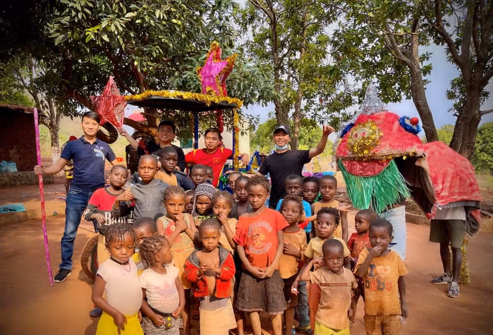 Team Africa et son parcours pour introduire l’agriculture et la culture vietnamiennes en Angola ảnh 7