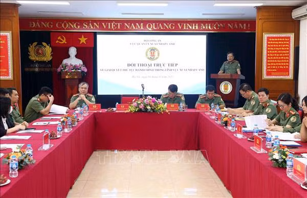 Le Département de l'immigration dialogue sur les procédures administratives ảnh 1