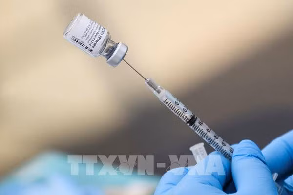 COVID-19 : le Vietnam signale plus de 800 nouveaux cas ce jeudi ảnh 1