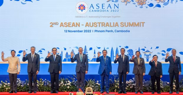  Le Laos et l'Australie conviennent d'élever leurs liens vers un partenariat intégral ảnh 1