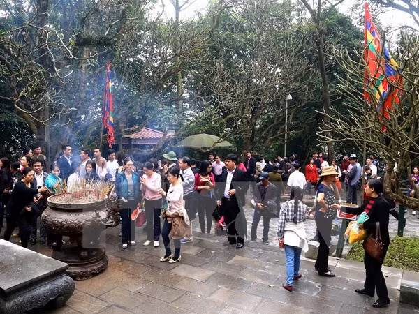 Rendre hommage aux ancêtres légendaires des Vietnamiens ảnh 1