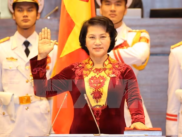 Le Cambodge, le Japon et le Kazakhstan félicitent la présidente de l'AN Nguyên Thi Kim Ngân ảnh 1