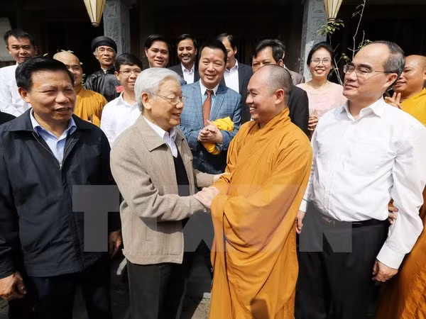 Le SG Nguyên Phu Trong à la Fête de grande union nationale à Bac Ninh ảnh 1