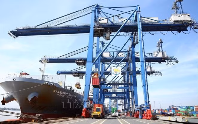 Des experts prévoient une bonne croissance pour le Vietnam en 2022 ảnh 1