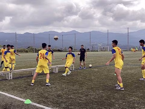 L’U18 du Vietnam prête pour le Championnat U18 d’Asie du Sud-Est ảnh 3