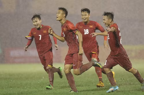 Ouverture du Tournoi international de football des moins de 21 ans ảnh 1