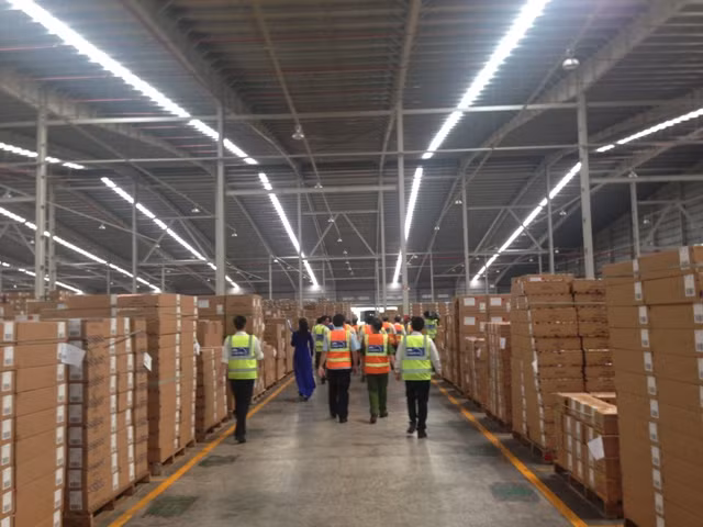 Inauguration du plus grand entrepôt logistique en Asie du Sud-Est ảnh 1