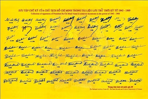 Une collection de 79 signatures du Président Hô Chi Minh en images ảnh 2
