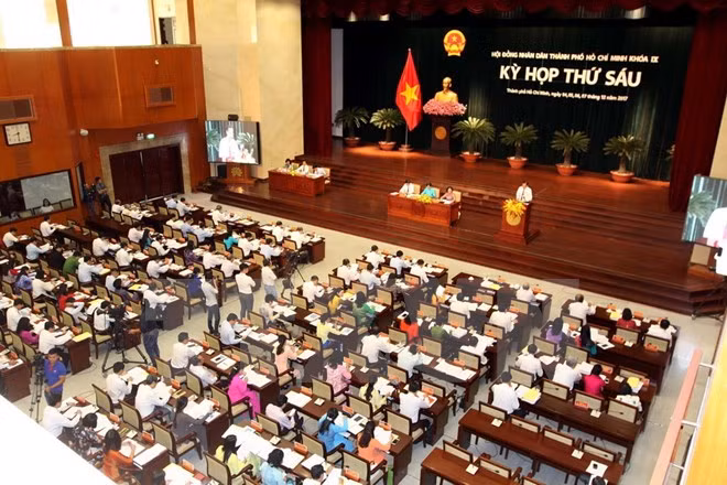 Hô Chi Minh-Ville se concentrera sur la mise en oeuvre efficace des résolutions en 2018 ảnh 1