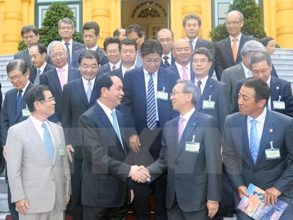 Des dirigeants vietnamiens reçoivent une délégation du Comité économique Japon-Vietnam ảnh 1